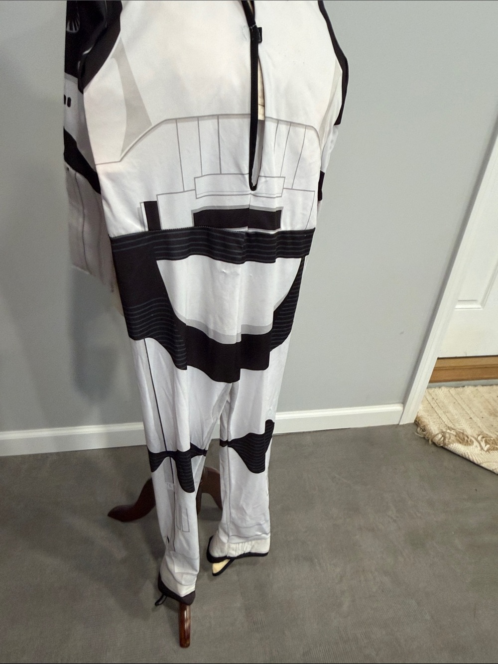 Star Wars Stormtrooper One-Piece Costume Jumpsuit - White & Black Kids Medium - Picture 10 of 10